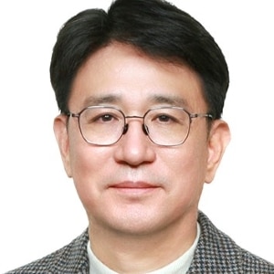 Dr. YongChan Kim