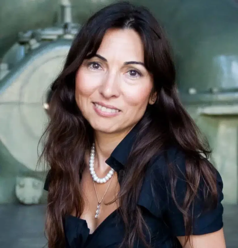 Dr. Aylin Seçkin Georges