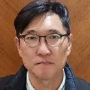 Jae Young Jang